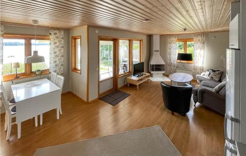 Vaggeryd House | 2 Bedroom Lovely Home In Vaggeryd