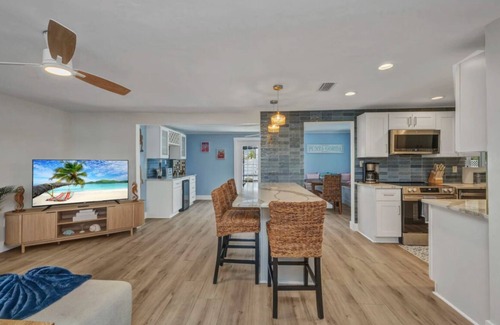 Punta Gorda House | 2-bedroom Pool home in Downtown Punta Gorda