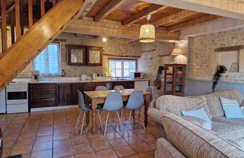 Saint-Crepin House | 2 Bedroom Private vacation home in Saint-Crepin