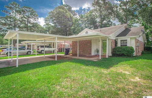 Fairbanks House | 2-bedroom residential home with screened in patio.