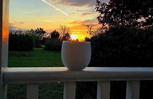 Centre Hall House | 2-bedroom RV @ Centre Hall WiFi, quiet area, ten miles from PSU campus/stadium