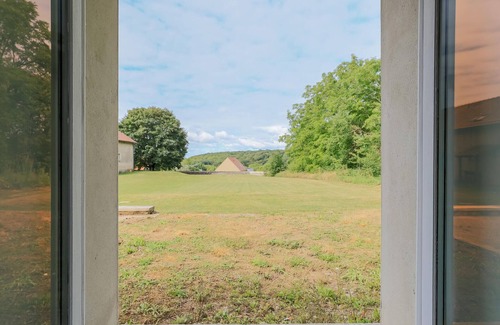 Monthenault House | 2 bedroom stunning home in Monthenault