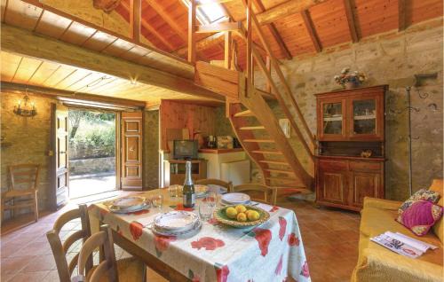 Casoli House | 2 Bedroom Stunning Home In Casoli Lu