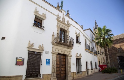 Andujar Apartment | 2 BEDROOM SUPERIOR APARTMENT - FREE PARKING
