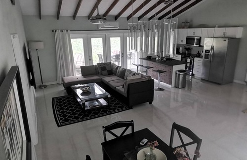 Conch Bar Villa | 2 bedroom villa in conch bar