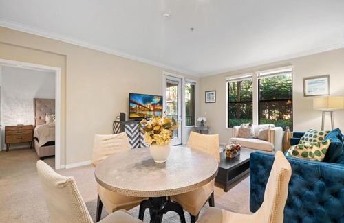 Irvine Apartment | 2 Bedrooms/2 Bathrooms Private Apartment with kitchen/pool