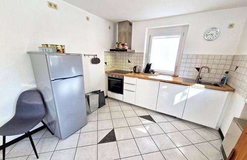 Rheinhausen Apartment | 2 Bedrooms Apartment In Rheinhausen