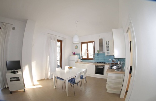 Alassio Apartment | 2 bedrooms apartment with garage, terrace, good wi-lan near the sea