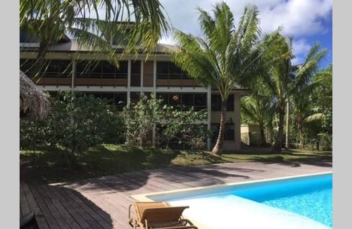 Bora Bora Apartment | 2 bedrooms condo with swimming pool