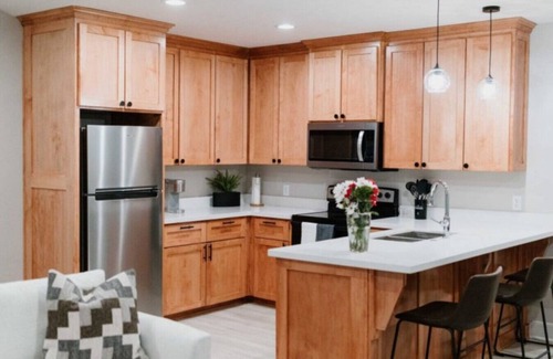Council Bluffs House | 2 Beds + Quartz Kitchen | Fully Furnished