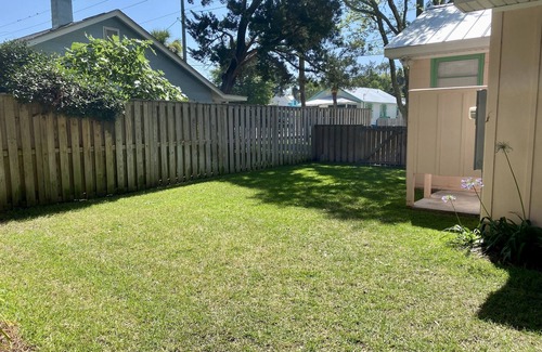 Savannah Beach House | ⚡2 Blocks from Tybee Pier & Pavilion ⚡