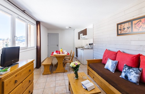 Les Angles Condo | 2 BR Apartment for 6 at L'Orée des Cimes