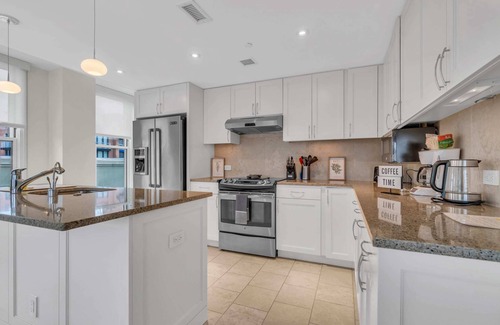 Chinatown Apartment | 2 BR Fully Furnished Apartment at Penn Quarters - Surrounded by Best Restaurants