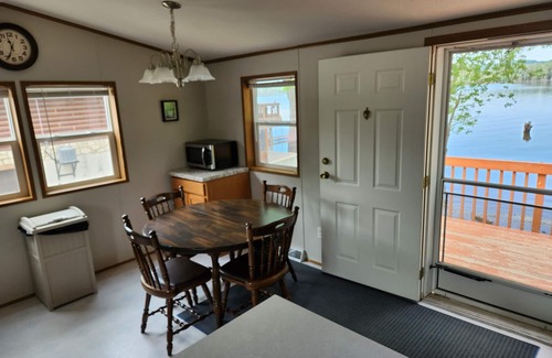 Prairie Du Chien House | 2 BR Lakefront Prairie Du Chien - Gremore Lake