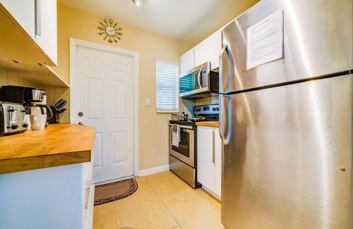 Lake Ridge Apartment | ❤️#2: Brand New, 1BR apt, Private Patio