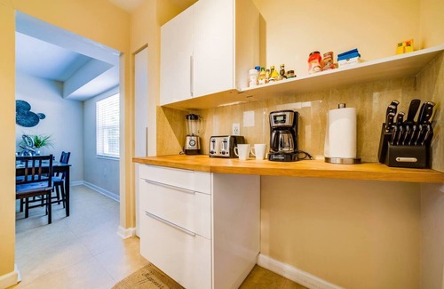 Lake Ridge Apartment | ❤️#2: Brand New, 1BR apt, Private Patio