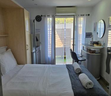 La Trinite House | 2 Chambres paisibles à La Trinité proche de Nice 15 mn, Monaco 20 mn et l'Italie 30 mn et aussi 2 Studios dans le même établissement