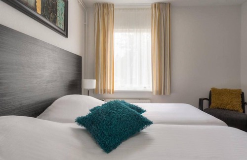 De Bult House | 2 Charming Rooms Near Vollenhove Gardens | Weerribben & Dwingelderveld Nearby