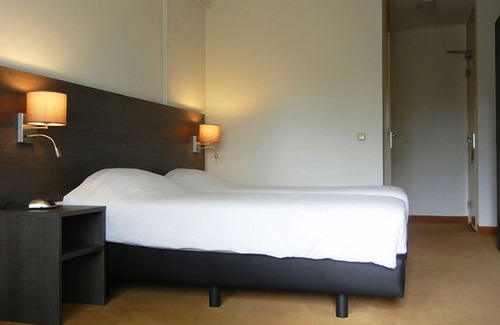 De Bult House | 2 Charming Rooms Near Vollenhove Gardens | Weerribben & Dwingelderveld Nearby