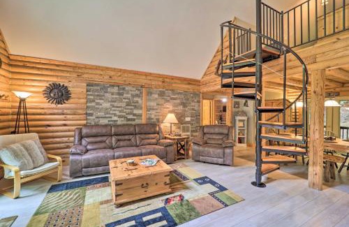 Charter Hills House | 2 Decks and Fire Pit Scenic Beech Mountain Retreat!