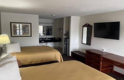 Hawkinsville Hotel | 2 Double Beds Non-Smoking