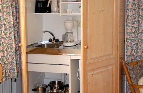 Grassau Apartment | 2. Fewo Zahmer Kaiser, 25 qm, 1-2 Pers., Wohn-Schlafraum, Westbalkon