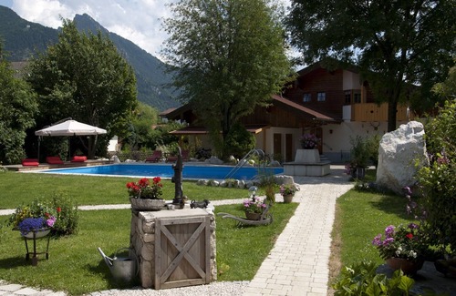 Grassau Apartment | 2. Fewo Zahmer Kaiser, 25 qm, 1-2 Pers., Wohn-Schlafraum, Westbalkon