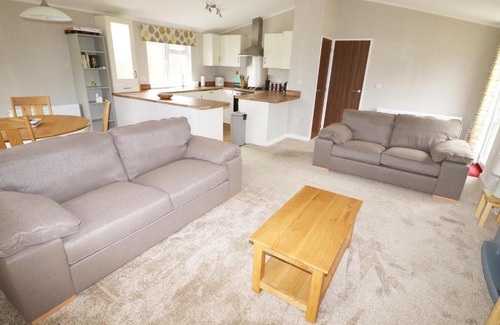 Haveringland House | 2 Haveringland Hall Holiday Lodge Park