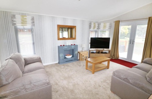Haveringland House | 2 Haveringland Hall Holiday Lodge Park