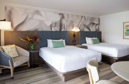 Lihue Hotel | 2 Home-like Accommodations w/Balconies! Pool! Close to Wailua Homesteads Park!