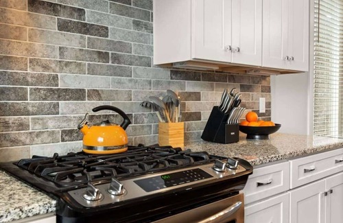 South Nashville House | 2 Homes- 7 Bedrooms Sleeps 22!