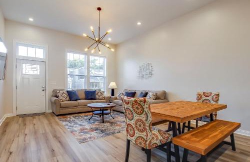 Shelby Park House | 2 King, Sleeps 9, Fair & Expo Ctr, Churchill, Bourbon tours, Downtown, University of Louisville, Foodie, Shopping, Nightlife!