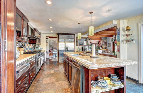 Calabasas House | 2 Luxury Malibu Homes Sleeps 30