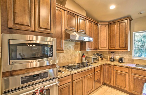 Mesa House | 2 Mi to Dtwn: Mesa Home w/Yard & Pool