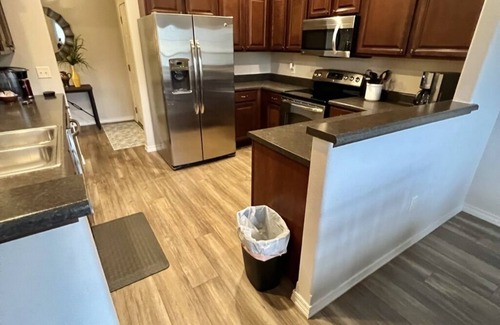 Branson West Villa | ! 2 MILES from SILVER DOLLAR CITY ! A MUST SEE! A great place to stay.