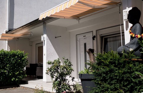 Darmstadt Apartment | 2 OG No. 1 - apartments near the city center