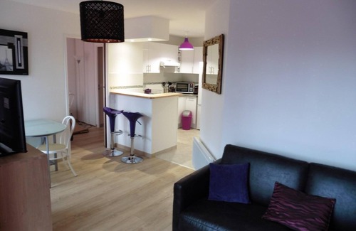 Bailly-Romainvilliers Apartment | 2 PARTS TERRACE EURODISNEY and NEAR GOLF