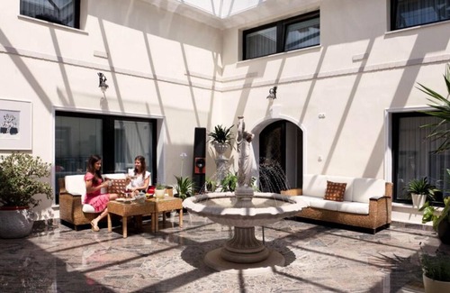 Siska District Apartment | 2 Person Apartment