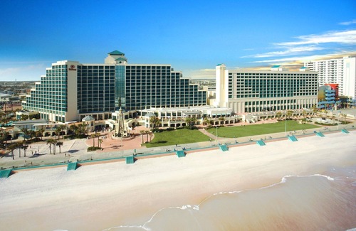 Brush - Stewarts Apartment | 2 Pet-friendly Accommodations Near Daytona Beach, with Outdoor Swimming Pool!
