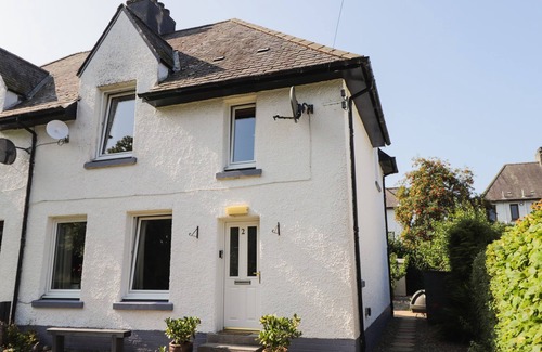 Foyers Cottage | 2 RIVERSIDE, pet friendly, character holiday cottage in Foyers