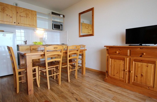 Chamrousse Apartment | 2-room apt + cabin, near slopes with large terrace