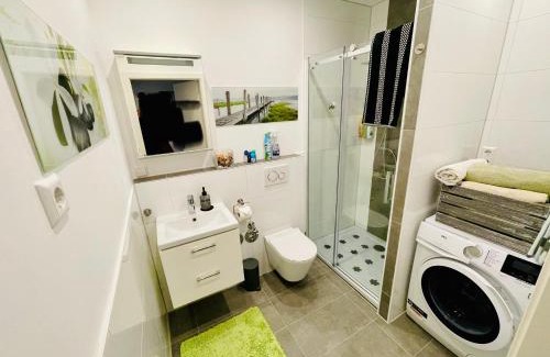 Rheinstetten Apartment | 2 Room Galerie Einliegerwohnung in Rheinstetten, Messe Nähe, Rollstuhlfahrer geeignet