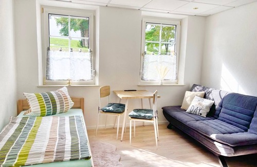Hoechstadt an der Donau Apartment | 2 room-kitchen-bath vacation apartment at the castle Höchstädt a. d. Danube