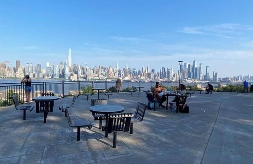 North Bergen Apartment | 2 rooms for 5 person close 2 NY