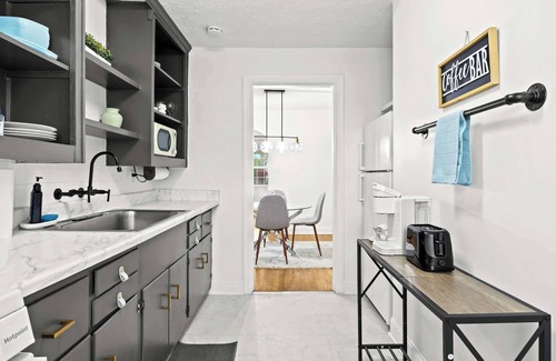 Audubon Apartment | 2 Spacious Units Close to Downtown & Expo Center