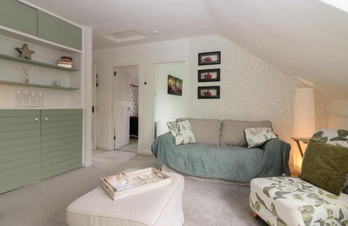 Peterculter Apartment | 2 Station Road East