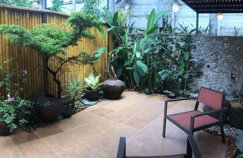 Dauis House | 2 Storey Town House on Lake with Pool in gated secure community.
