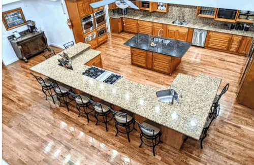 Gulfport House | 2 Stunning Riverfront Homes - Pools, Hot Tubs & So much more! – Sleep up to 45!