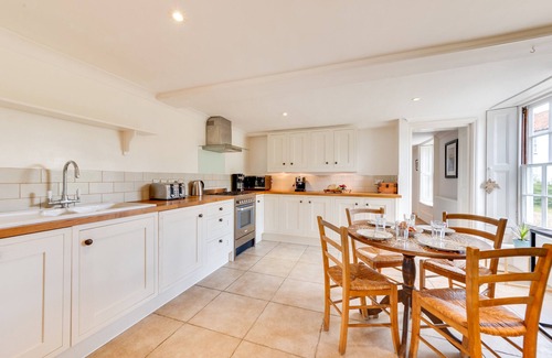 Wangford House | 2 The Old Vicarage - Four Bedroom House, Sleeps 8