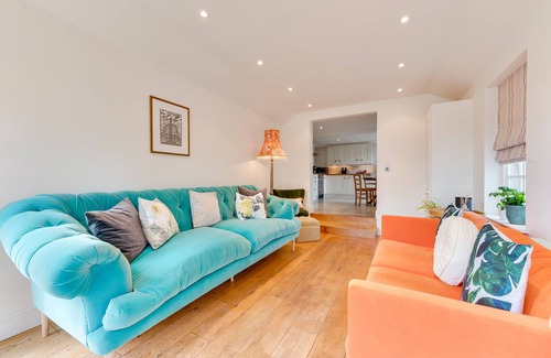 Wangford House | 2 The Old Vicarage - Four Bedroom House, Sleeps 8